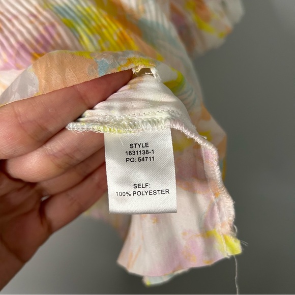 Current Air Anthropologie Pastel Watercolor Printed V-Neck Blouse - Picture 4 of 6